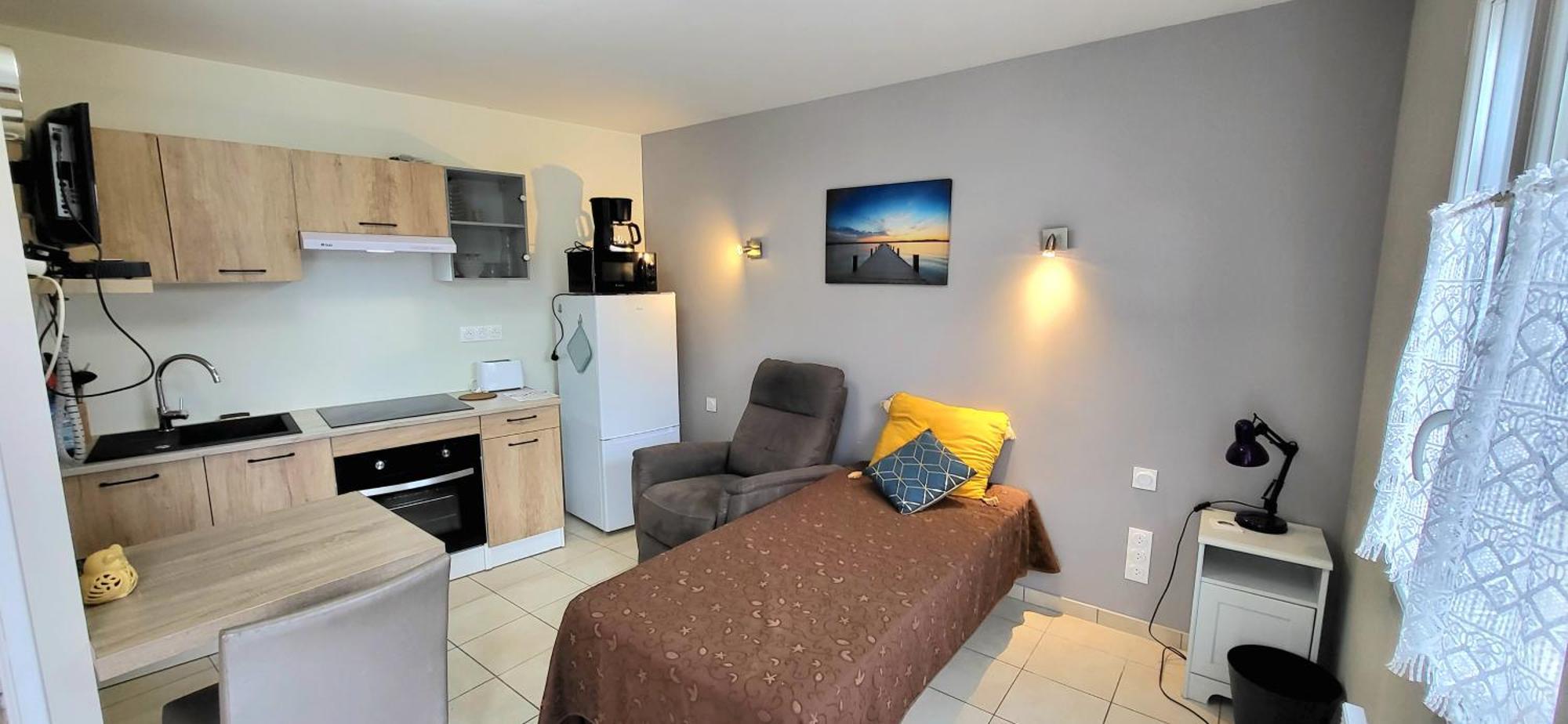 Residences Les Sansonnets "Appartements & Studios" Jonzac Eksteriør billede