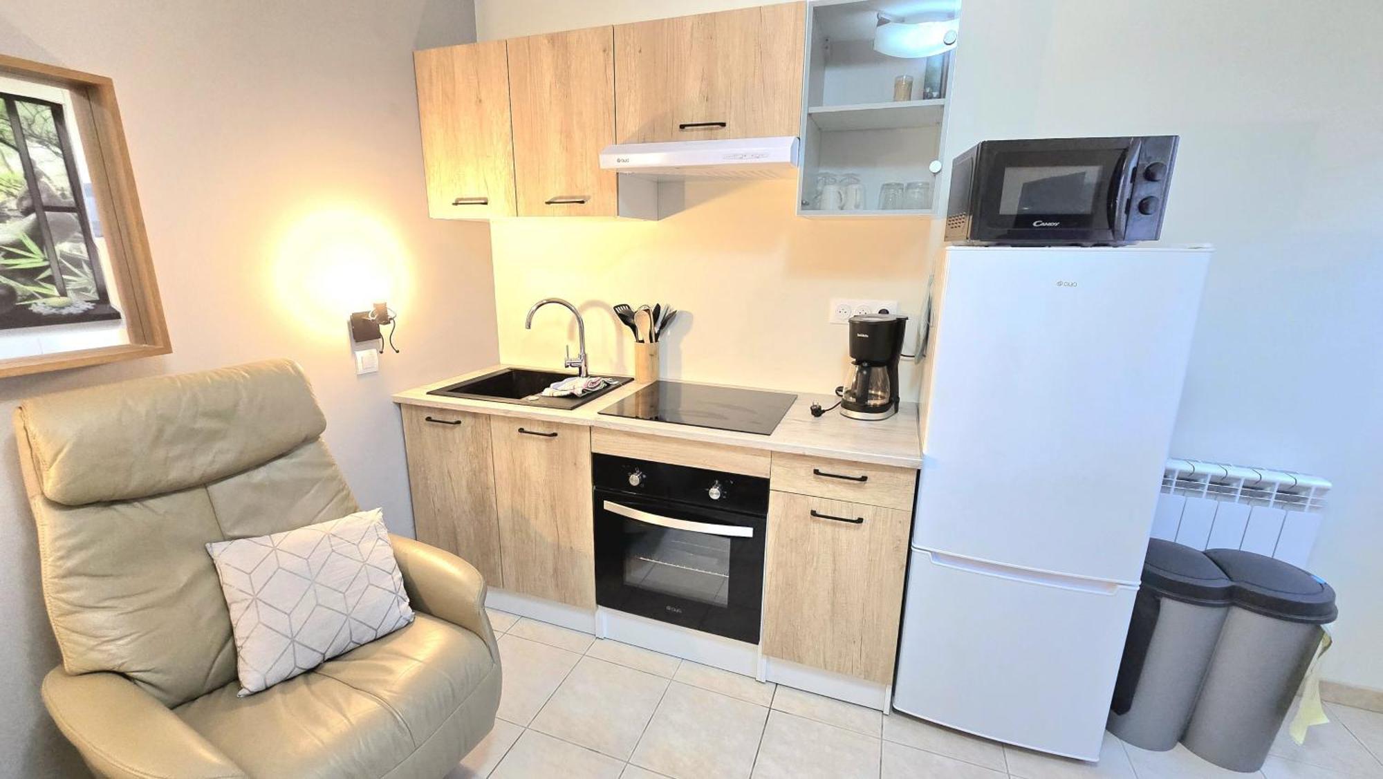Residences Les Sansonnets "Appartements & Studios" Jonzac Eksteriør billede